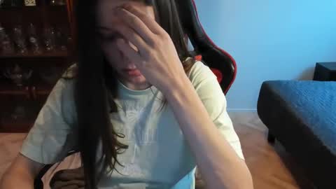 Snapshot of sandysun_shine chatting on December 10, 9:12 am Sandy online show from December 10, 9:12 am