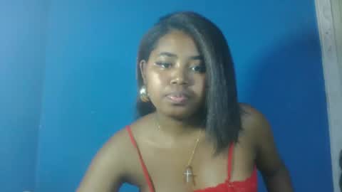 saniazzhh online show from March 4, 8:15 pm