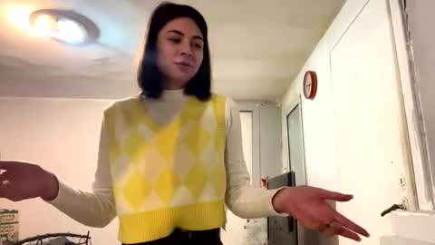 Christen and Joe online show from January 9, 8:39 am