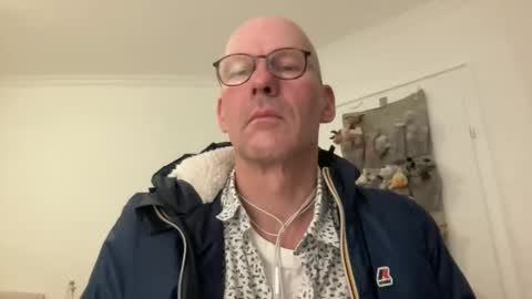 santaclausonice online show from November 14, 11:57 pm