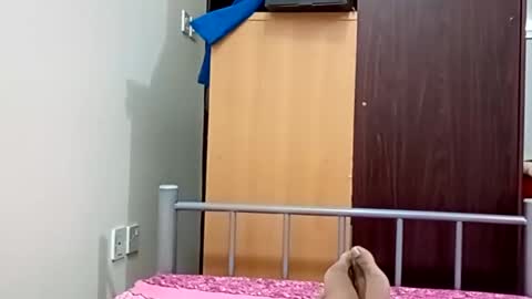 Snapshot of santhoshlees chatting on February 25, 8:09 pm Harder online show from February 25, 8:09 pm