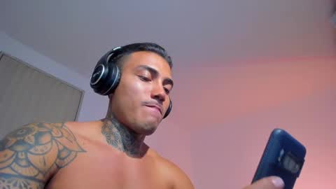Santi Ferrer online show from May 20, 3:45 am