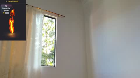 Santibrown online show from January 29, 8:56 pm