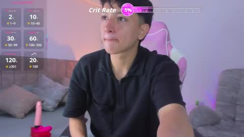 Snapshot of santi_ll chatting on May 11, 5:24 am santi online show from May 11, 5:24 am