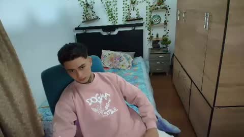santi_ss online show from July 8, 12:59 am
