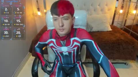 SANTIAGO  online show from March 7, 10:40 pm