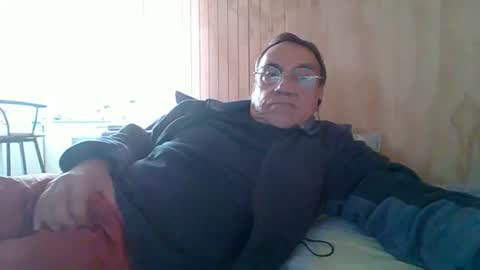Snapshot of santiago_n chatting on July 5, 6:37 pm santiago_n online show from July 5, 6:37 pm