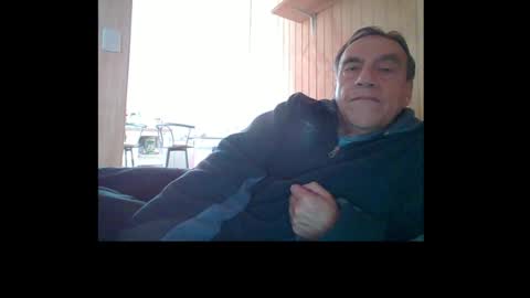 Snapshot of santiago_n chatting on July 12, 3:14 pm santiago_n online show from July 12, 3:14 pm