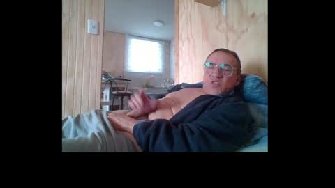 Snapshot of santiago_n chatting on July 27, 1:51 pm santiago_n online show from July 27, 1:51 pm