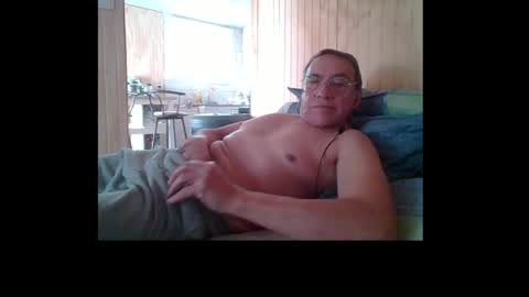 Snapshot of santiago_n chatting on July 30, 2:49 pm santiago_n online show from July 30, 2:49 pm