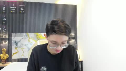 Snapshot of santiago_russo18 chatting on October 1, 1:06 pm santiago_russo18 online show from October 1, 1:06 pm