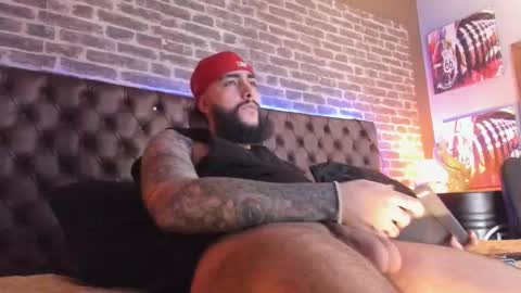 Santiago Hincapiie online show from March 9, 9:08 pm