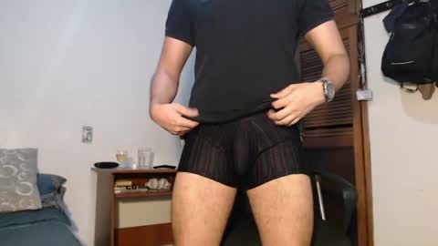 Snapshot of santiexxx chatting on July 11, 3:31 am santiexxx online show from July 11, 3:31 am