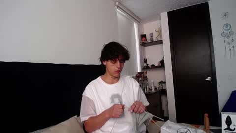 Santii online show from January 17, 4:47 pm