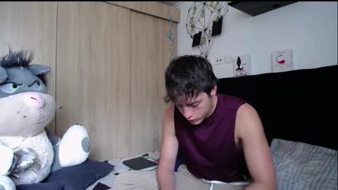 Santii online show from November 7, 5:35 pm