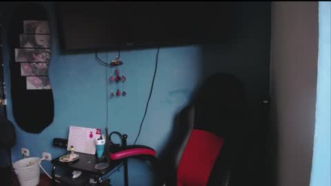 Santii online show from April 4, 7:44 pm