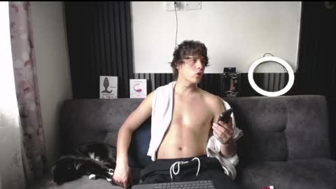 Snapshot of santii_rose chatting on April 26, 3:10 pm Santii online show from April 26, 3:10 pm