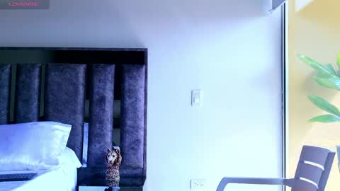 Snapshot of santin_seans chatting on April 27, 2:26 pm Santiago Seans online show from April 27, 2:26 pm