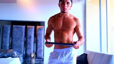 Snapshot of santin_seans chatting on May 31, 6:09 pm Santiago Seans online show from May 31, 6:09 pm