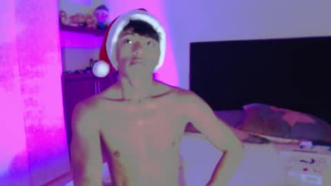 santi online show from December 1, 4:17 am