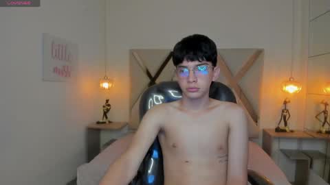 Santi online show from March 30, 2:51 pm