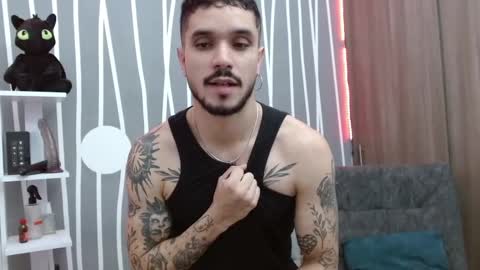 Snapshot of santti_torres chatting on September 25, 3:10 am Santy Torres online show from September 25, 3:10 am