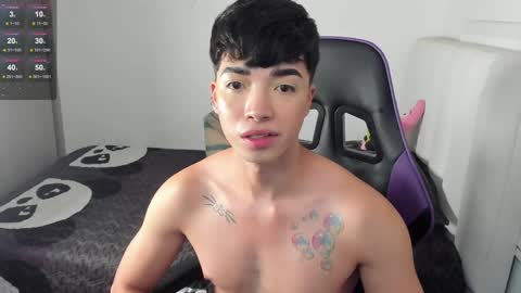 Snapshot of santy7u7 chatting on December 3, 5:01 pm Mr. Santiago online show from December 3, 5:01 pm