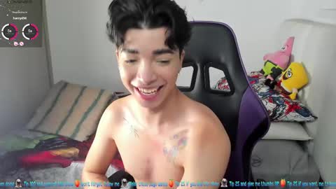 Snapshot of santy7u7 chatting on February 26, 1:19 pm Mr. Santiago online show from February 26, 1:19 pm