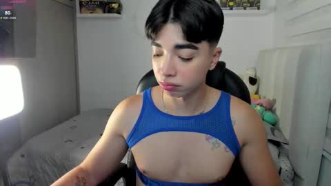 Mr. Santiago online show from December 4, 1:31 pm