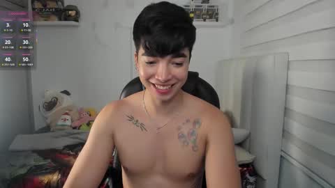 Mr. Santiago online show from March 20, 1:05 pm