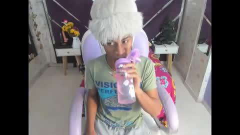 Snapshot of santy_bigcock_01 chatting on November 19, 2:28 pm santy online show from November 19, 2:28 pm