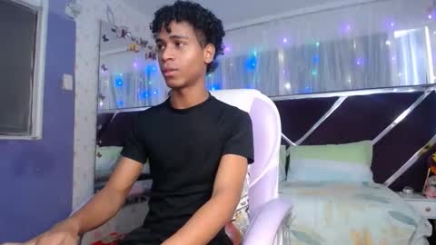 santy online show from April 4, 12:57 pm