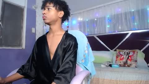 santy online show from April 9, 12:32 pm