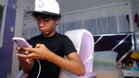 santy online show from April 14, 12:22 pm