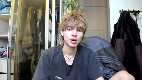 kitty online show from February 16, 7:26 am