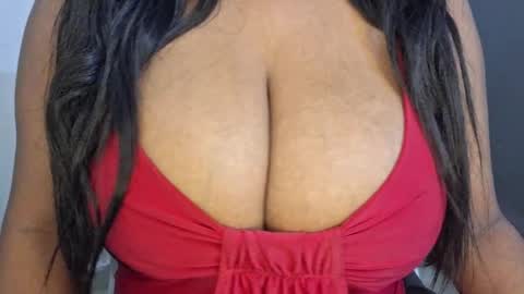 sanvi13 online show from April 11, 1:21 am