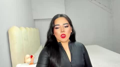 sanyaluxx online show from April 12, 4:50 am