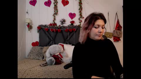 sanyaseraphine0 online show from February 20, 8:31 pm