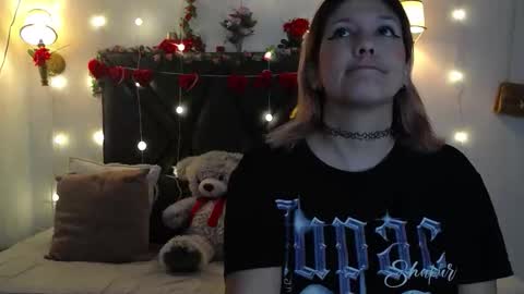 sanyaseraphine0 online show from March 30, 7:04 pm