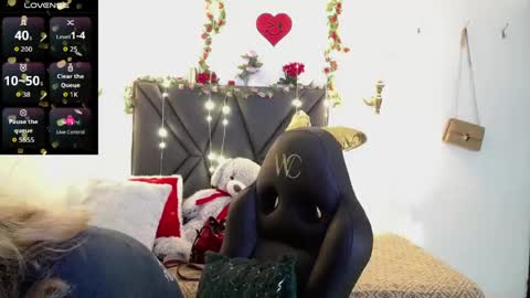 Snapshot of sanyaseraphine0 chatting on June 4, 7:20 pm sanyaseraphine0 online show from June 4, 7:20 pm