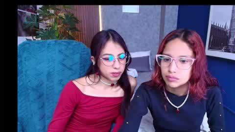 Snapshot of saphiire_ chatting on February 23, 12:46 pm saphi online show from February 23, 12:46 pm