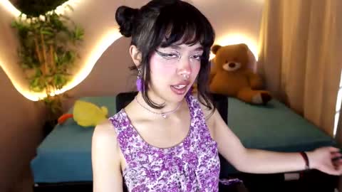 saphyralux online show from March 7, 9:56 pm