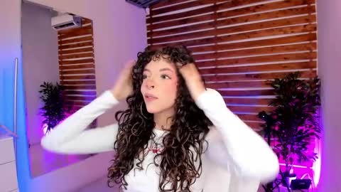 Valerin online show from April 1, 1:39 am