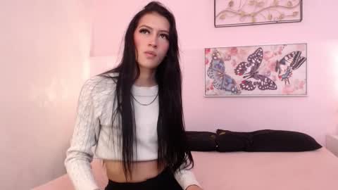 Sara online show from November 20, 8:19 pm