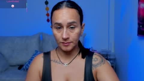   online show from May 4, 11:06 am