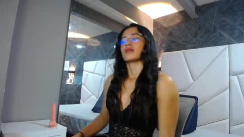 Sara online show from April 7, 12:16 pm