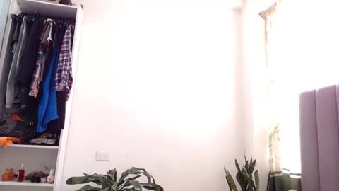 sara_johnson__ online show from March 11, 5:19 pm