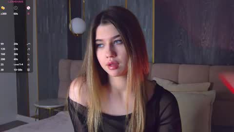 Sara online show from October 11, 5:22 pm