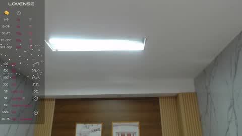 Sara  online show from April 16, 1:34 pm