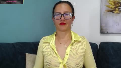 Sara   online show from March 2, 9:43 pm